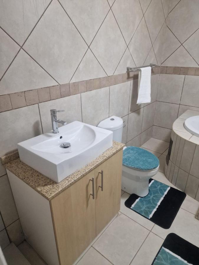 Pinto City Motel Kempton Park Buitenkant foto