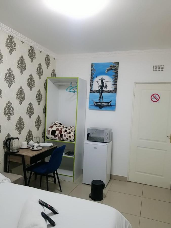 Pinto City Motel Kempton Park Buitenkant foto