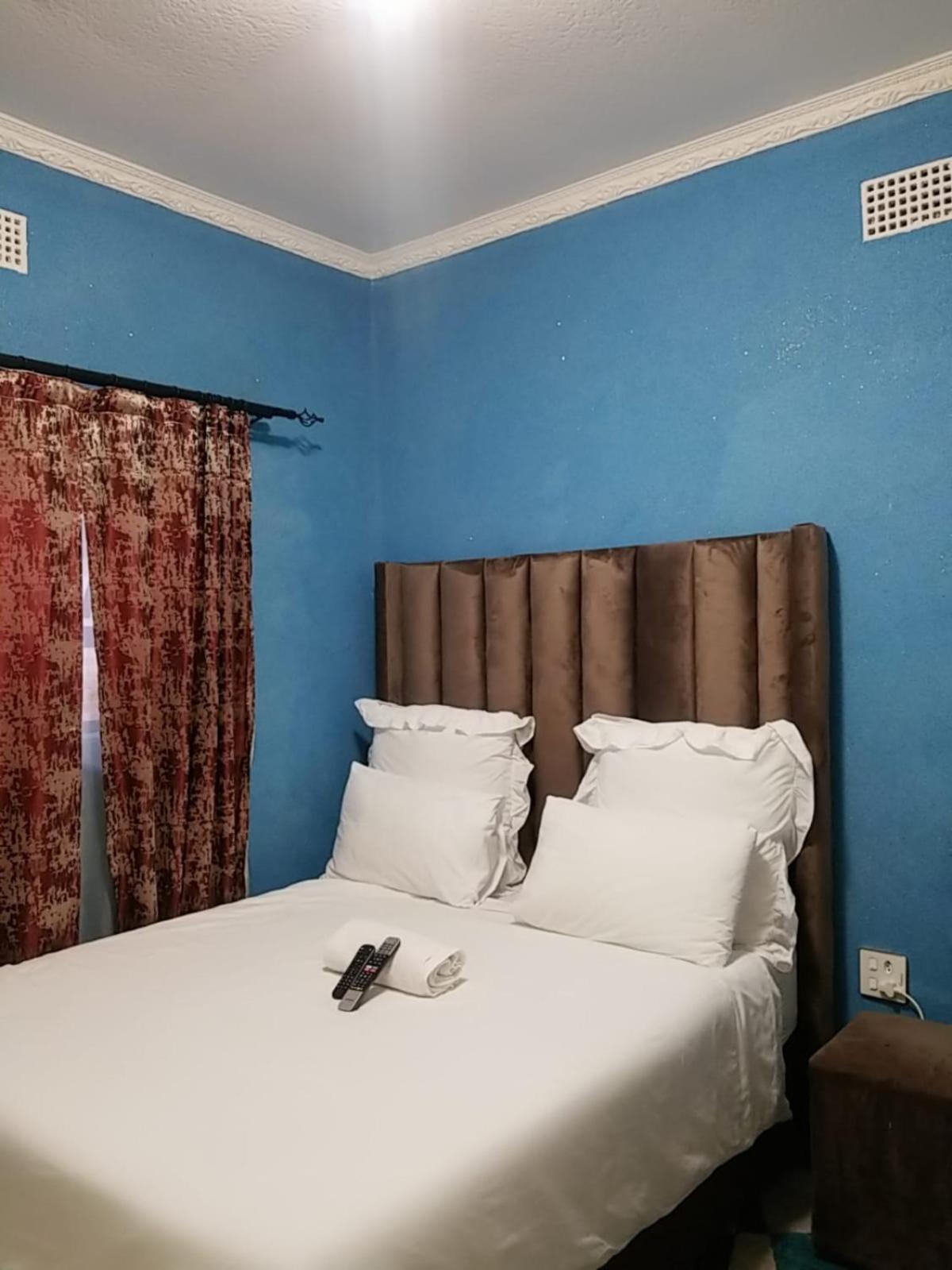 Pinto City Motel Kempton Park Buitenkant foto
